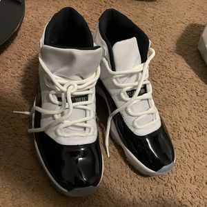 Jordan Concord 11s